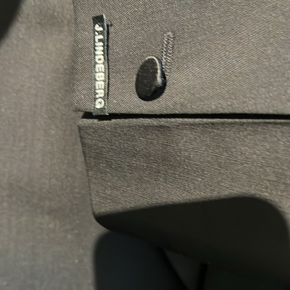 Mens wool tux jacket. Great for a wedding or Graduation - Picture 3 of 6